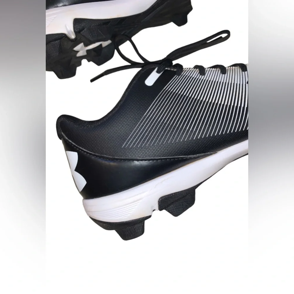 UNDER ARMOUR men 12 BASEBALL CLEATS MEN’s size 12 - EUC - Picture 9 of 14